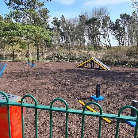 Hébergement de vacances Grove *