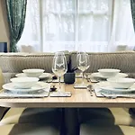 Grove Tatil Evi